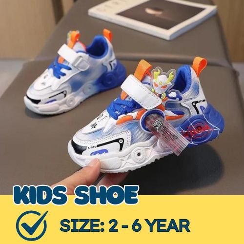 Cartoon Design LED Light Casual Shoes for Boys and Girls